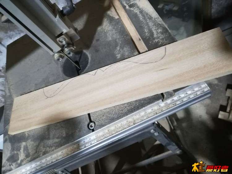 百年老凳子翻新,百年太师椅翻新