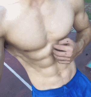 跟着大神一起来虐出完美的腹肌吧