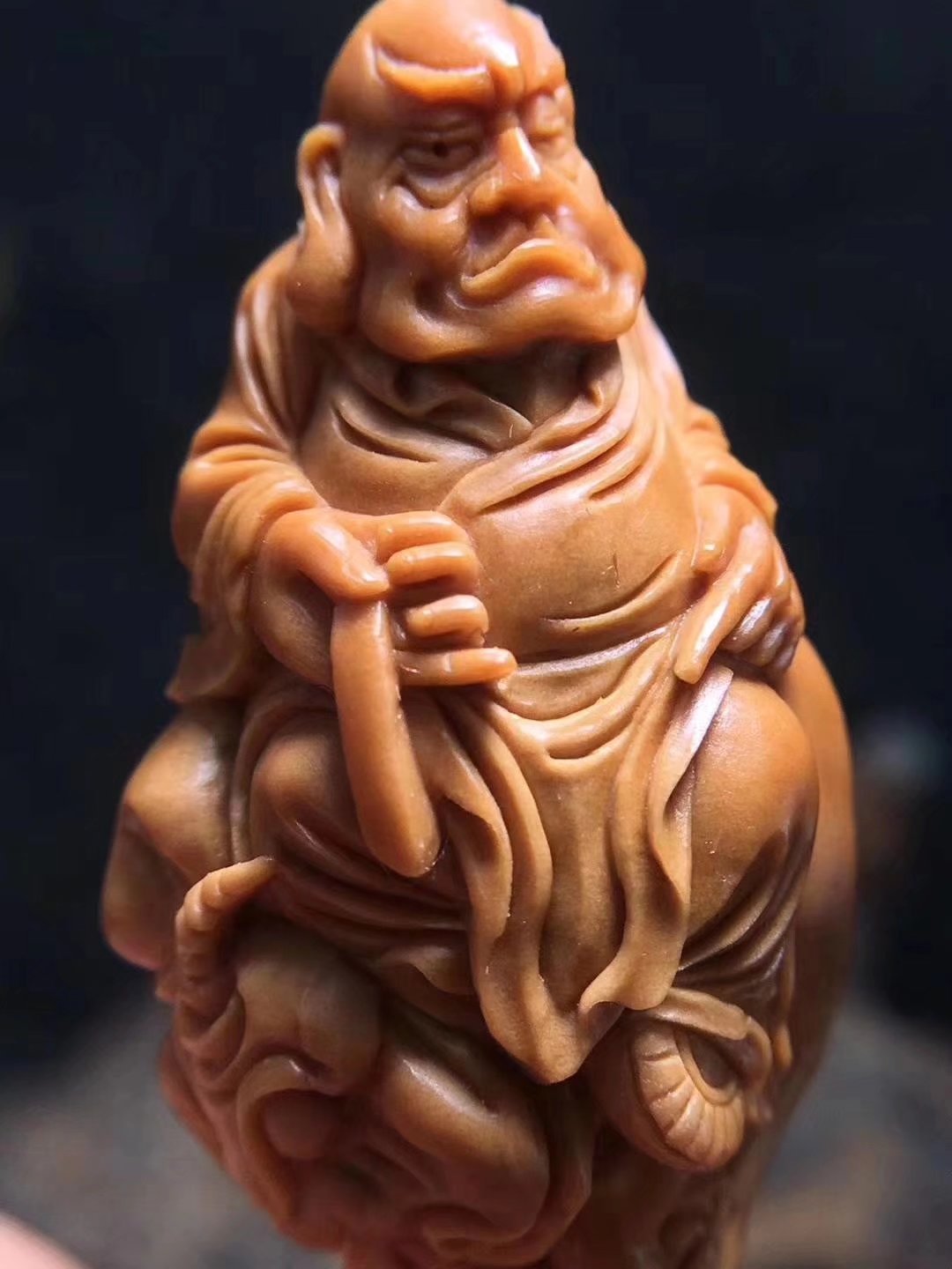 橄榄核盘红了怎么处理,橄榄核为啥盘花了