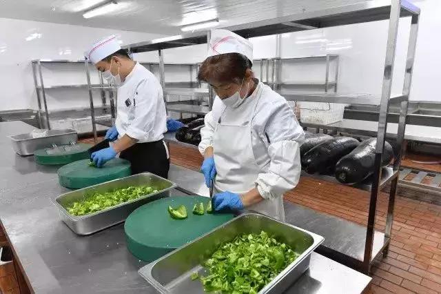 北师大长春附属学校老师,长春北师大附属学校好进吗