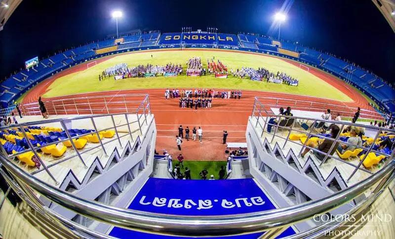 盘点:炼尸房边、大海之滨和群山环绕的泰国十大神奇球场