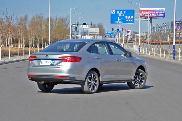 一汽骏派a502019款,18年骏派a50手动挡豪华版怎样