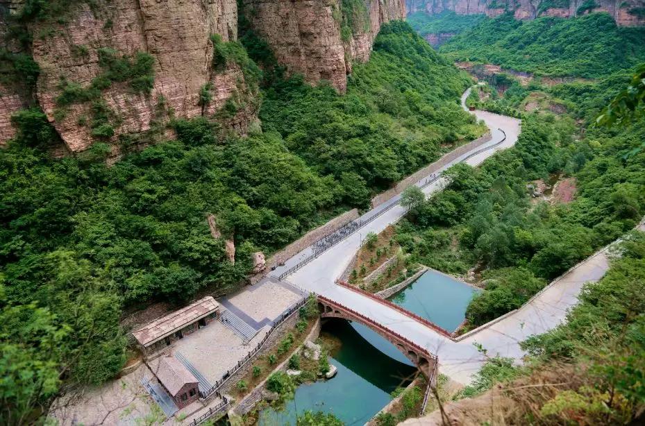 身未动心已走在梦想的路上,身未动心已远自驾