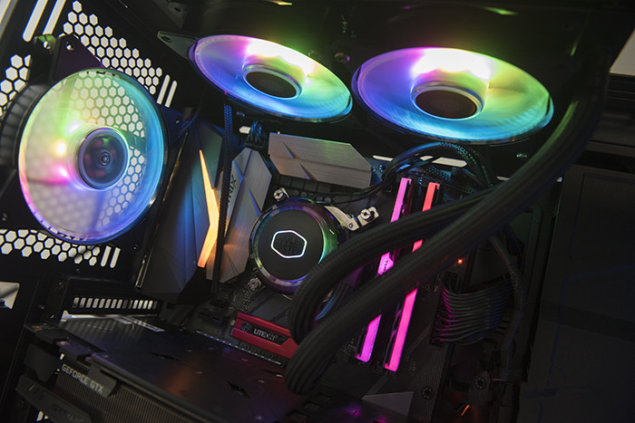 酷冷至尊冰神g360水冷测评,酷冷至尊冰神g240水冷