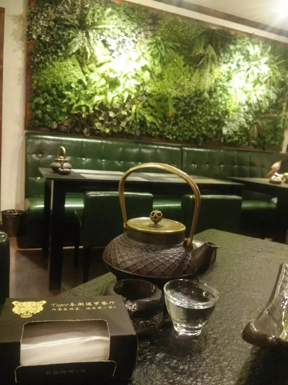 骑车旅行到了呼和浩特，认识一好友受到热情招待