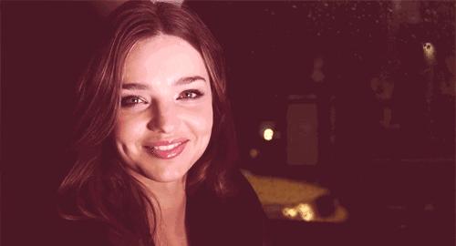 拔草红色小象彩妆盒,跟风入的网红平价彩妆