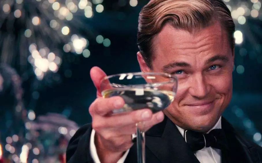 鸿茅药酒能不能长期喝,鸿茅药酒喝过量有什么后果