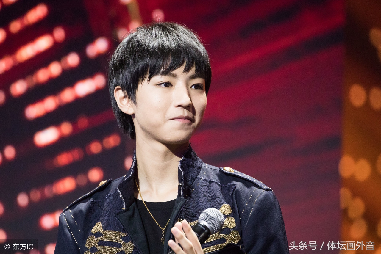 王俊凯学生时代高中,王俊凯初中校排球队