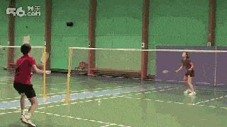 动图演示羽毛球混双技术提升技巧，男女搭配，打球不累！