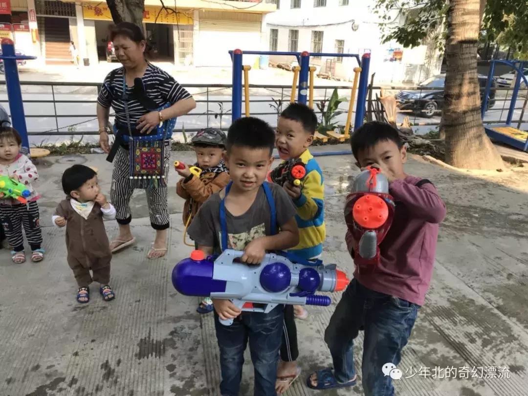 西双版纳最新傣族泼水节,体验云南西双版纳泼水节