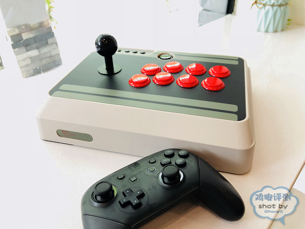 卖情怀抵不上填空白八位堂N30蓝牙街机摇杆评测