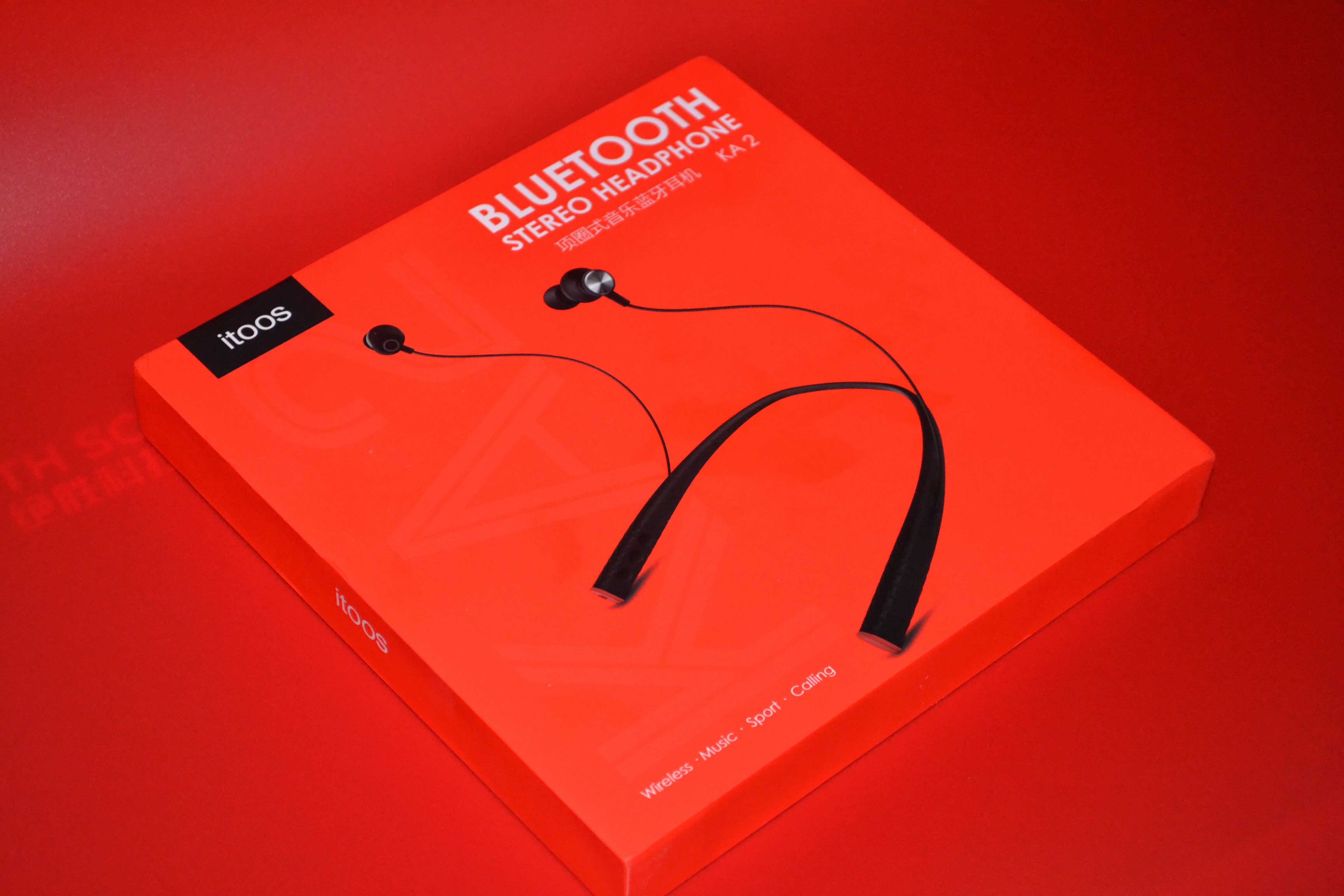 运动休闲范，超高性价比，itoosKA2项圈式音乐蓝牙耳机试听