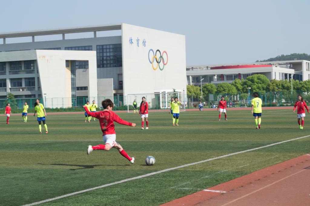 江南大学运动会女子800米田径比赛,江南大学女子足球队名单