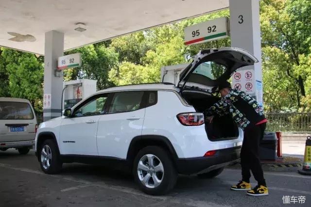 老款指南者是四驱吗,17款指南者200t家享版1.4t油耗