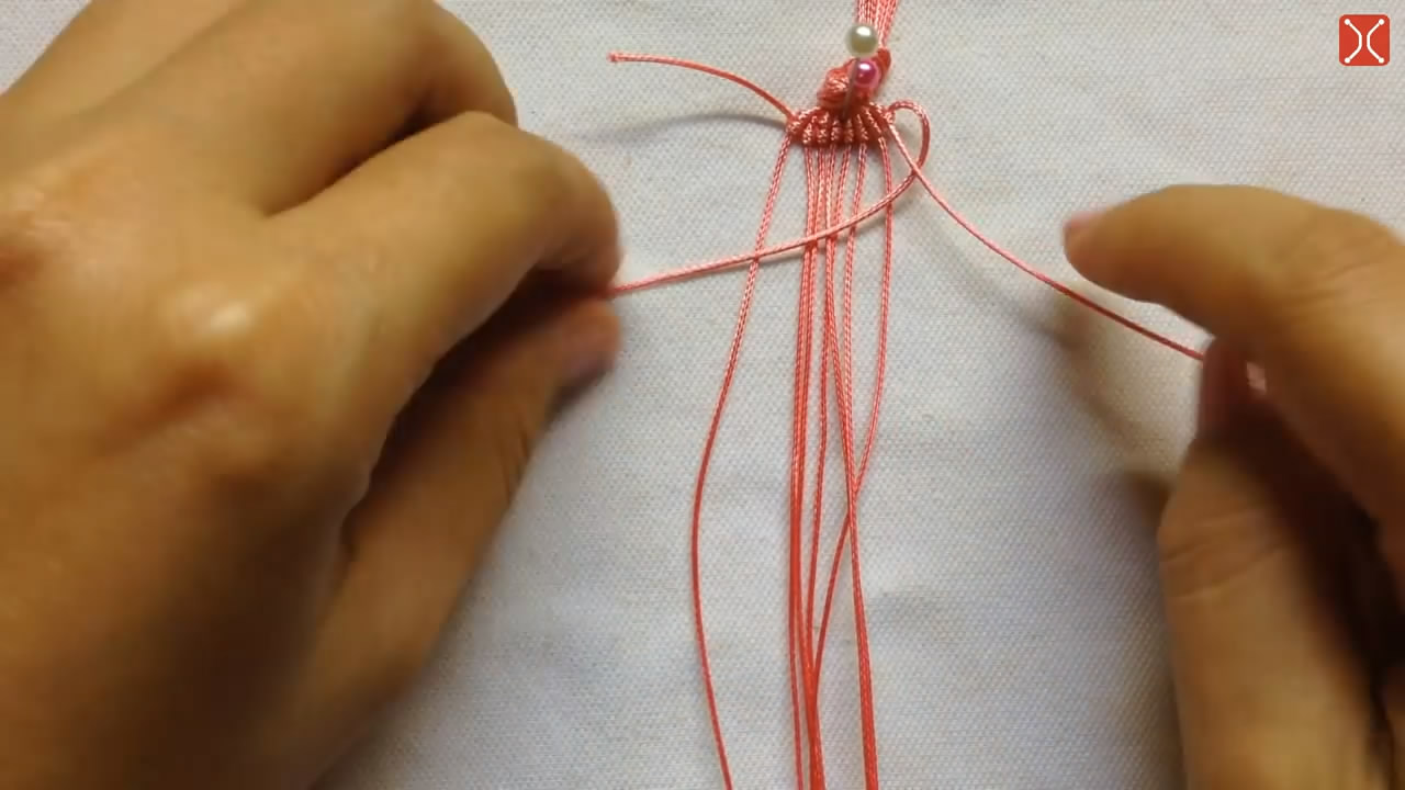 编绳手链的编织方法大全,最简单编绳手链的编织方法