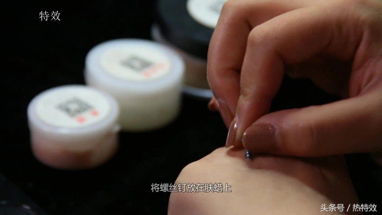 怎样把螺丝钉拧进去,螺丝钉怎么插进手背上