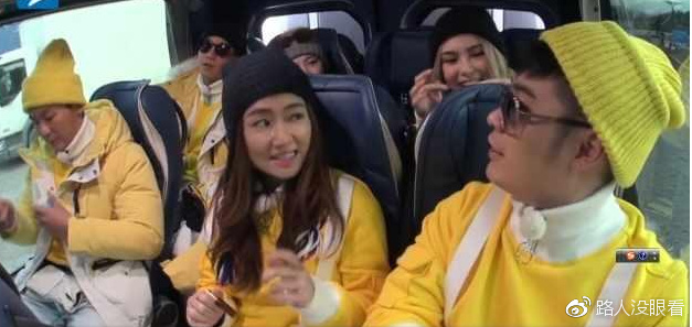 奔跑吧最新剧透：分组惹争议，鹿晗踢球独撑红队，晨赫合体叫嚣