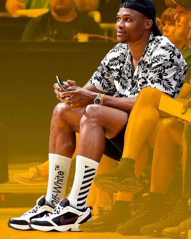 巴黎世家老爹鞋triples复古运动鞋,巴黎世家黑粉老爹鞋