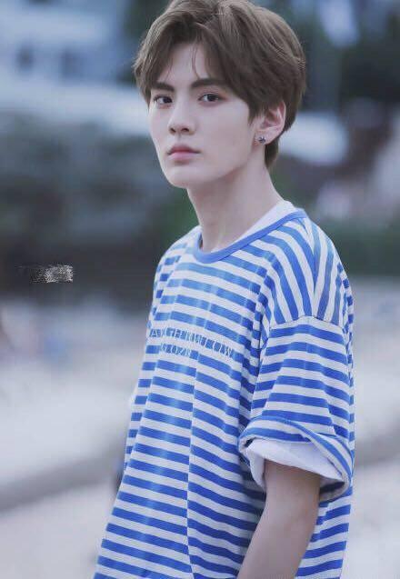 毕雯珺乐华七子丛林法则,毕雯珺乐华七子见面会