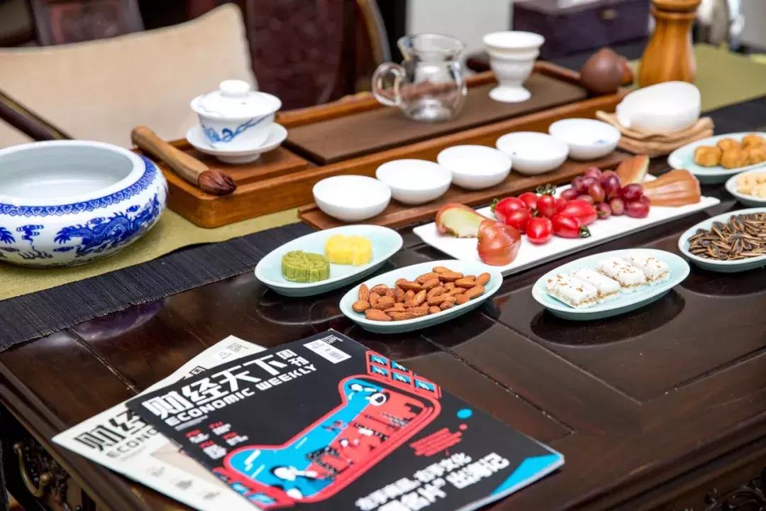 读懂社交电商，才能读懂这个帝国时代｜肖尚略对话胡文钦