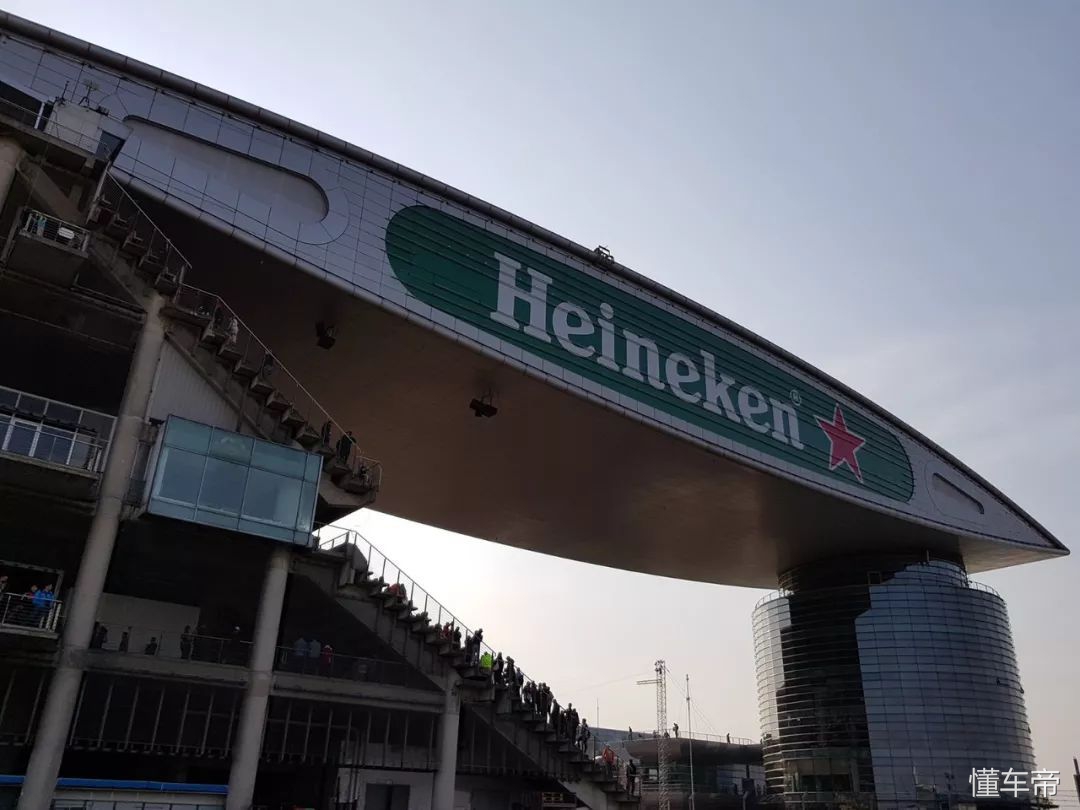 速度与激情第一次飙车视频,速度与激情美国f1大奖赛