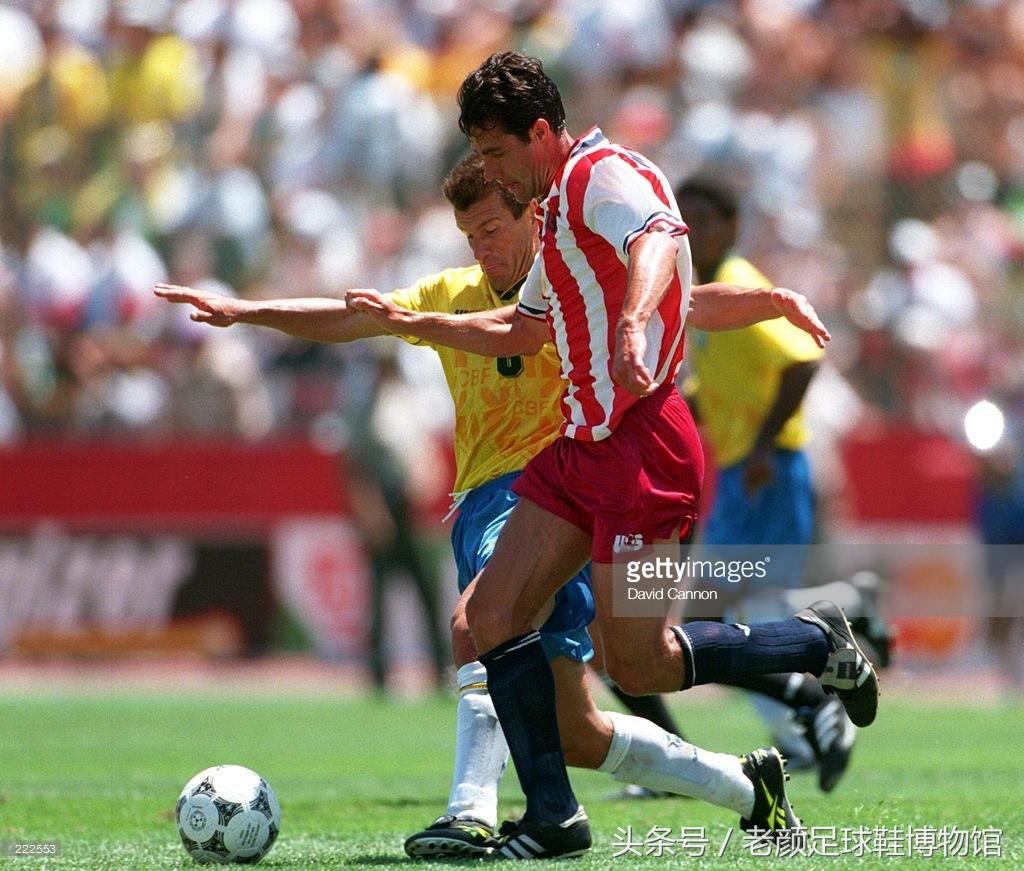 1994世界杯足球鞋回顾视频,2010世界杯足球鞋款式