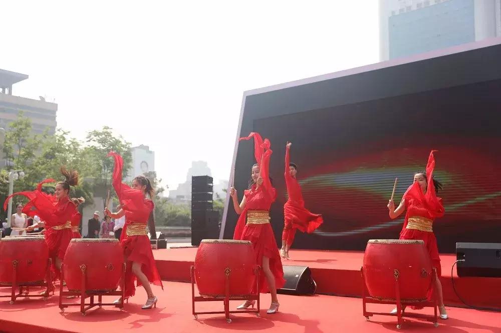 这家神店原来搬去这里!杭州中央商城今天开业,一路5折