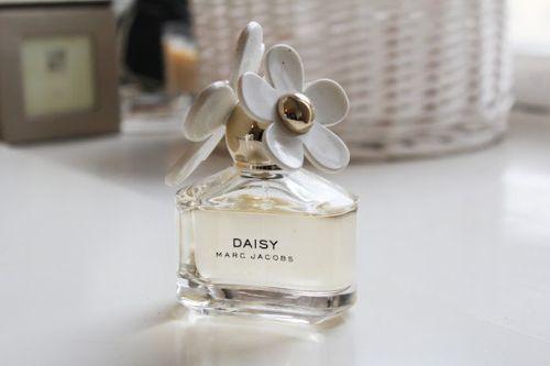 经典香水怎么选最好用女士,经典大牌香水哪款好用