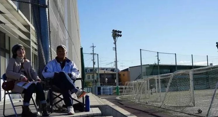 足球勋章轻质泥,足球青春的印记