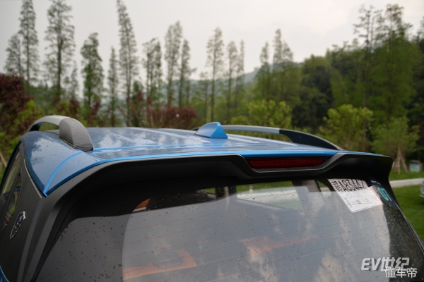 续航300公里最便宜的新能源车suv,续航超300新能源suv