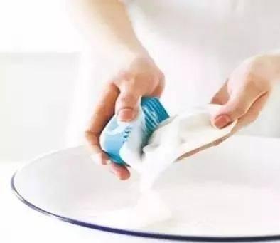 内裤穿一个月都不换有多脏,每天穿的内裤到底有多脏