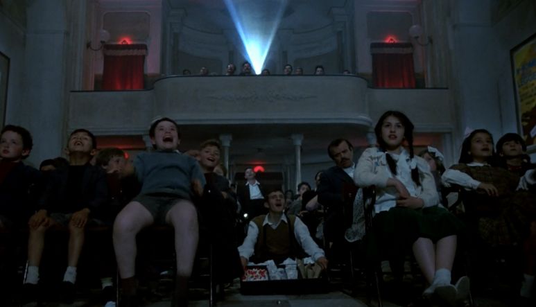 没有这侵犯无数女星的人渣，你可能看不到这部旷世神作