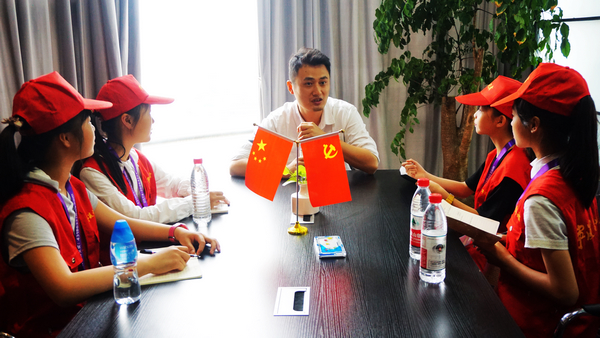 漫画历史陈磊视频,二混子漫画家陈磊