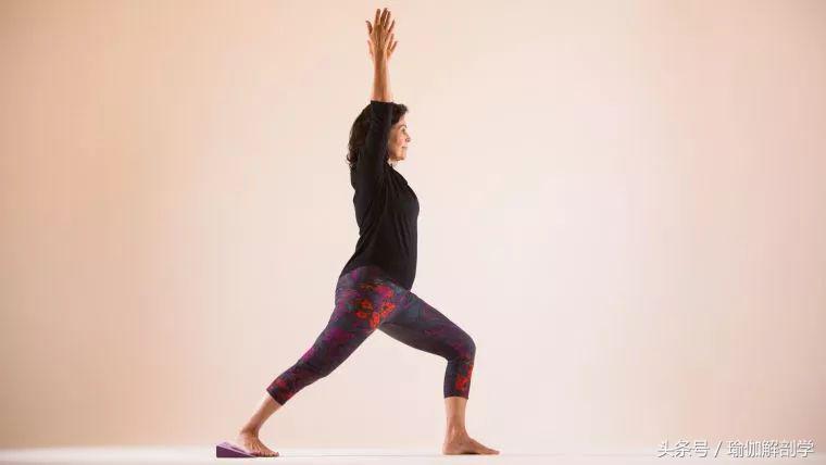 小腿粗壮一招搞定,小腿粗壮僵硬三个动作