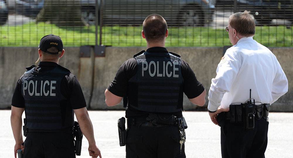 美国警察和美国军人哪个权力更大,美国fbi权力有多大