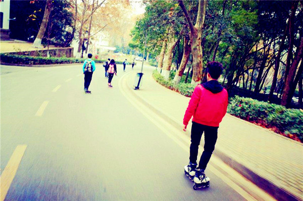 湖北交通职业技术学院，你为什么要骗我！