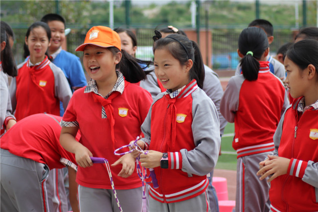 路的呼唤：感受一带一路，厦门市金安小学体育艺术节隆重开幕