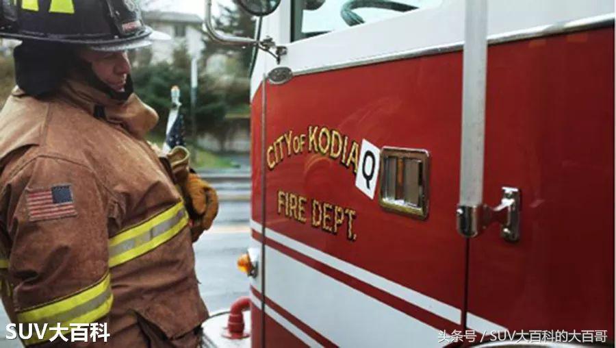 赛道、岛屿、山路还有意大利，讲个车名的工夫就带你游遍半个欧洲