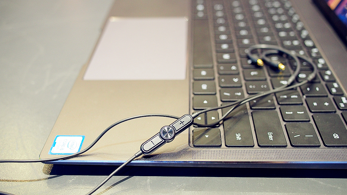 动圈式耳机煲机前后区别大吗,双动圈耳机和单圈哪个效果好