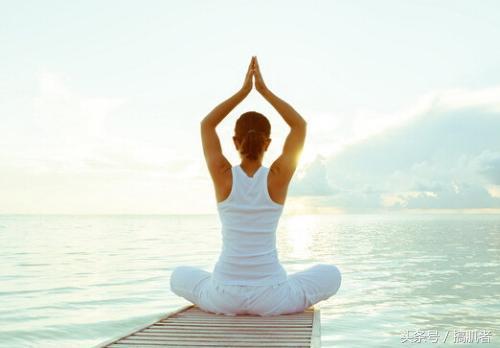瑜伽练出好气色的体式,改善体质的瑜伽