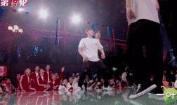 易烊千玺高冷又温柔,易烊千玺霸道范十足高冷