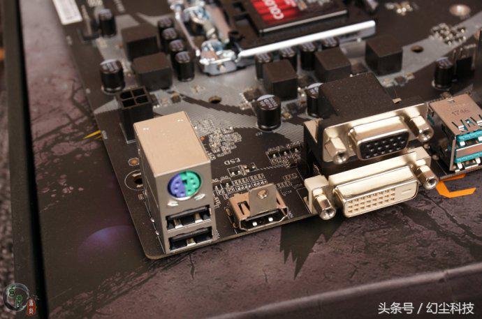 不支持ps2接口的电脑可以装系统吗,win7键盘能用ps2插口吗