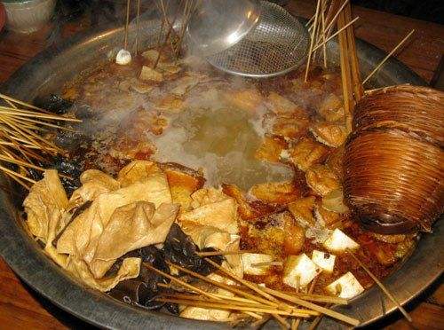 路边的麻辣串能不能吃,路边摊麻辣串能吃吗