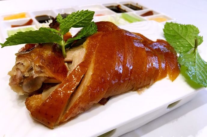 长春烤鸭哪家最好吃,长春好吃的脆皮烤鸭