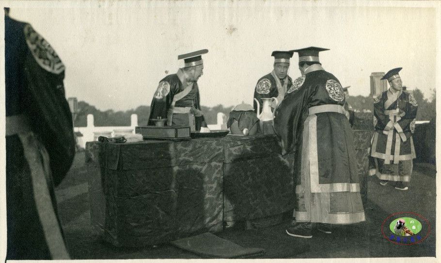 老照片1913年袁世凯天坛祭天,袁世凯祭天大典照片