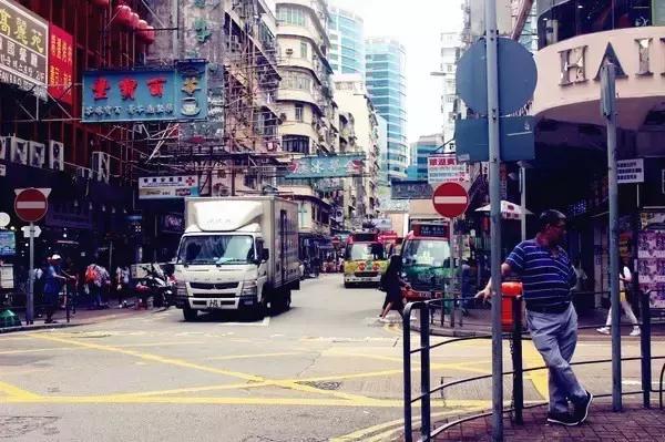 香港美食尖沙咀冰室,香港怀旧茶餐厅美食图片