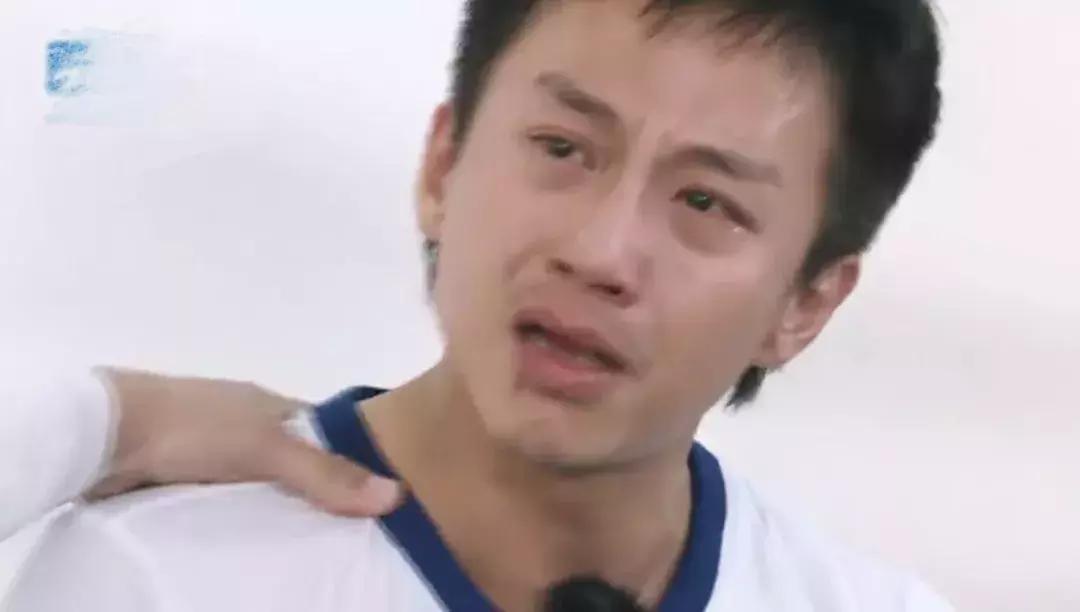 和TFboys年纪相仿的他，C位出道后热衷公益，网友：他会红