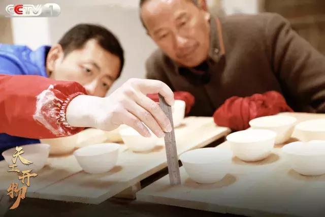 老窑瓷匠心制作,制瓷不易请珍惜手艺人的作品