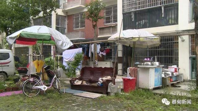 小区占用公共空间归执法局管吗,业主私占公共区域怎么办