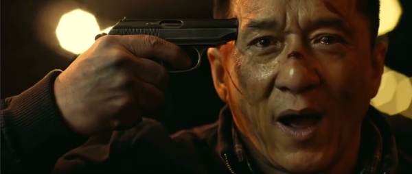 成龙电影里的女儿们,感受着浓浓的父爱,却有一个很蹊跷的共同点